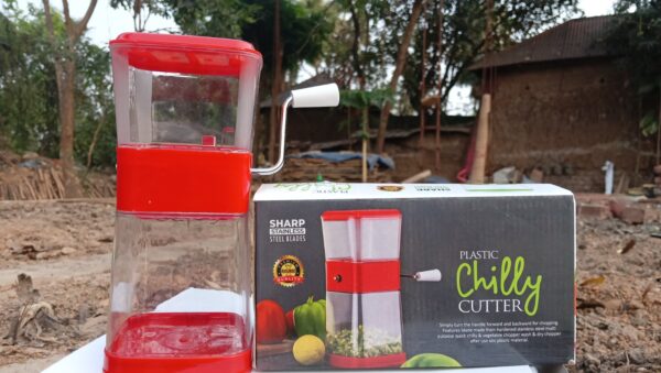 Small Onion Chopper & Vegetable Chopper Quick Cutter with Rotating Blade - Image 4