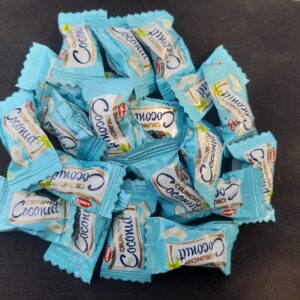 Round Amber Crunchy Coconut Flavoured Candy